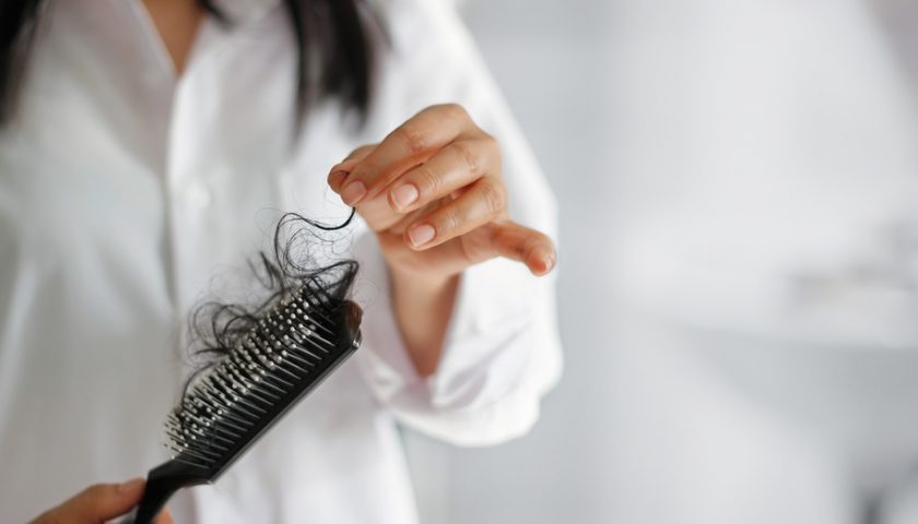 5 Reasons Why You are Facing Abnormal Hair Loss