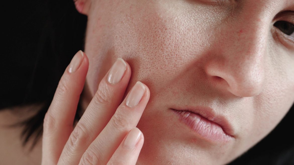 10 Different Ways you can minimize your Skin Pores