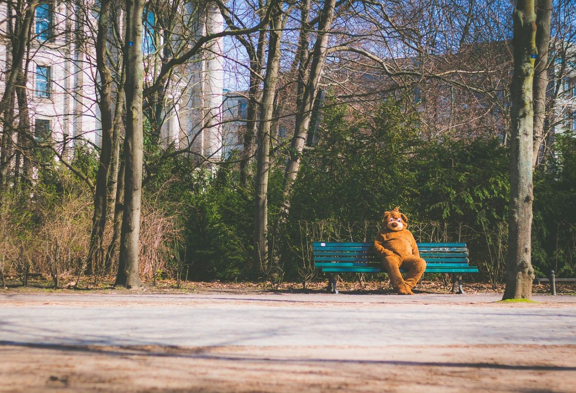 Don’t Make Yourself Invisible: 20 Ways to Manage Your Social Anxiety Don't Make Yourself Invisible: 20 Ways to Manage Your Social Anxiety