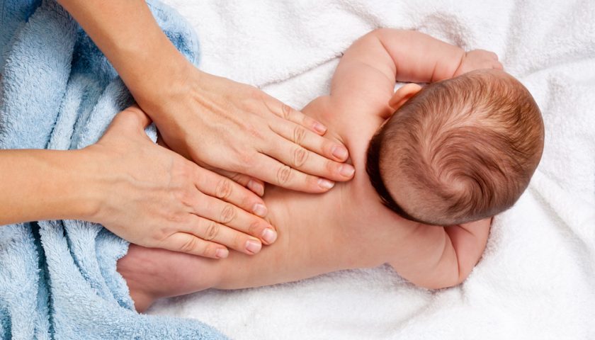 massage-the-baby