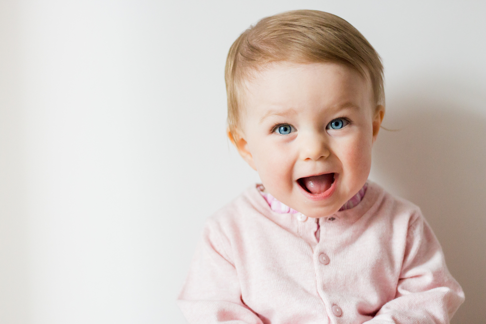 Is Your Baby Growing Normally? Know 9 Signs of A Healthy Baby ...