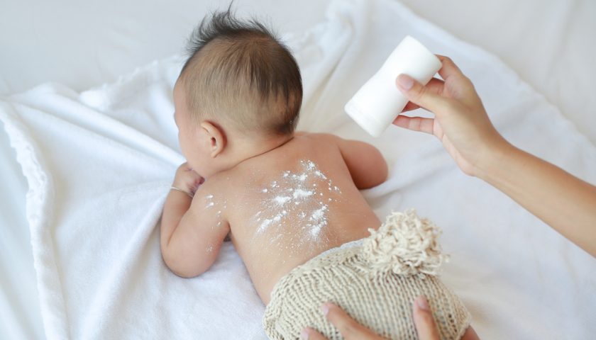 use-talcum-powder-for-baby-rash 