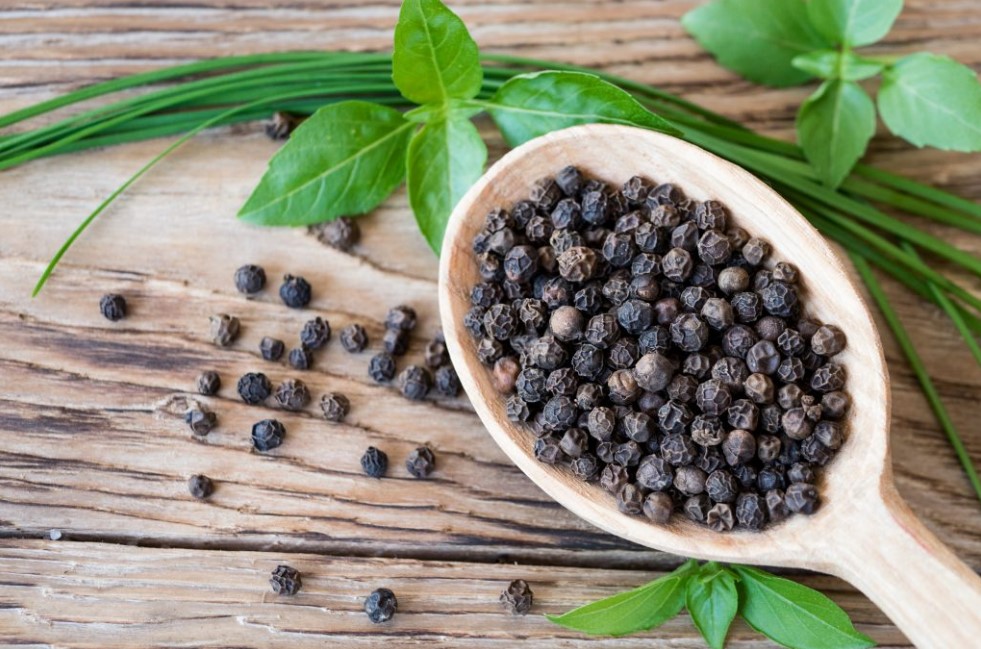 9 Undeniable Black Pepper (کالی مرچ) Benefits on Your Health - Healthwire