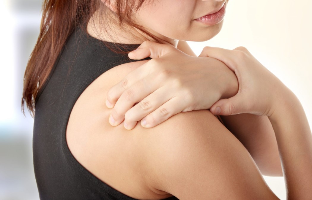 How To Cure Frozen Shoulder Signs Stages And Treatment Options 