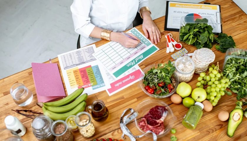 who-is-a-nutritionist