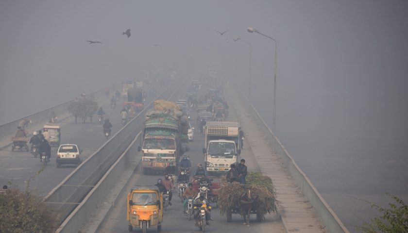 Smog Ki Wajuhat Or Es Kay Asrat