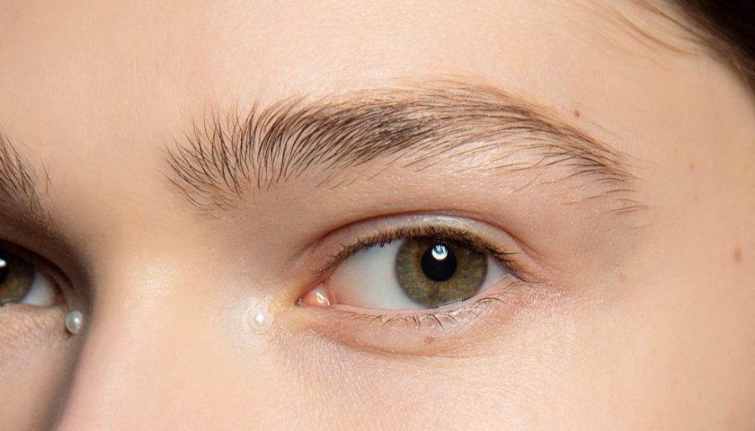 Uneven Eyebrows